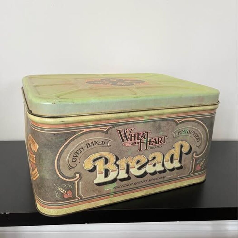 Vintage 70s large tint bread storage box decor